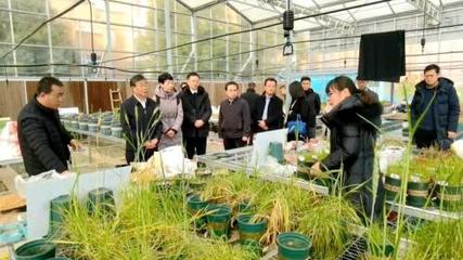 藺紅軍、陳沖赴成都理工大學(xué)洽談共建環(huán)境工程材料技術(shù)研究院，推動(dòng)生態(tài)環(huán)境材料銷售