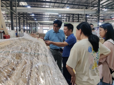 環(huán)保新風(fēng)尚 中國人民大學(xué)生態(tài)環(huán)境學(xué)院攜手推動(dòng)生態(tài)環(huán)境材料銷售